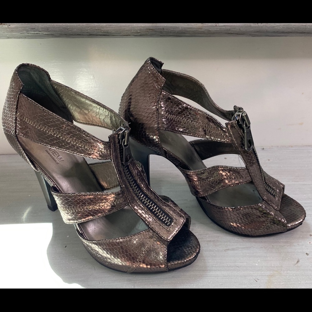 Preview International Heels